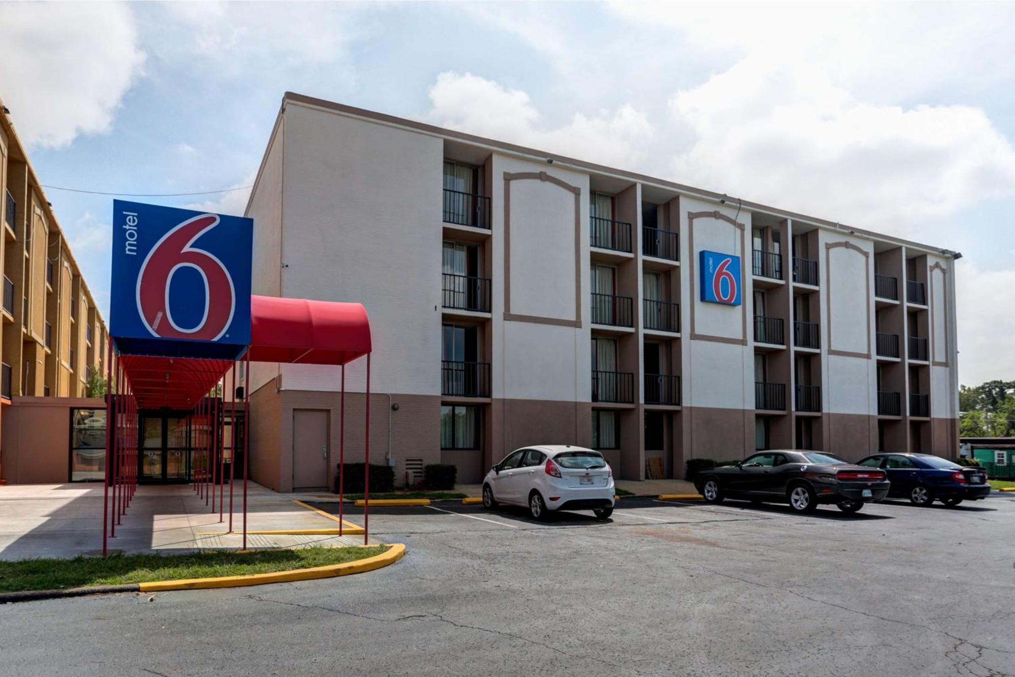 Motel 6 Jackson, Tn Exterior photo